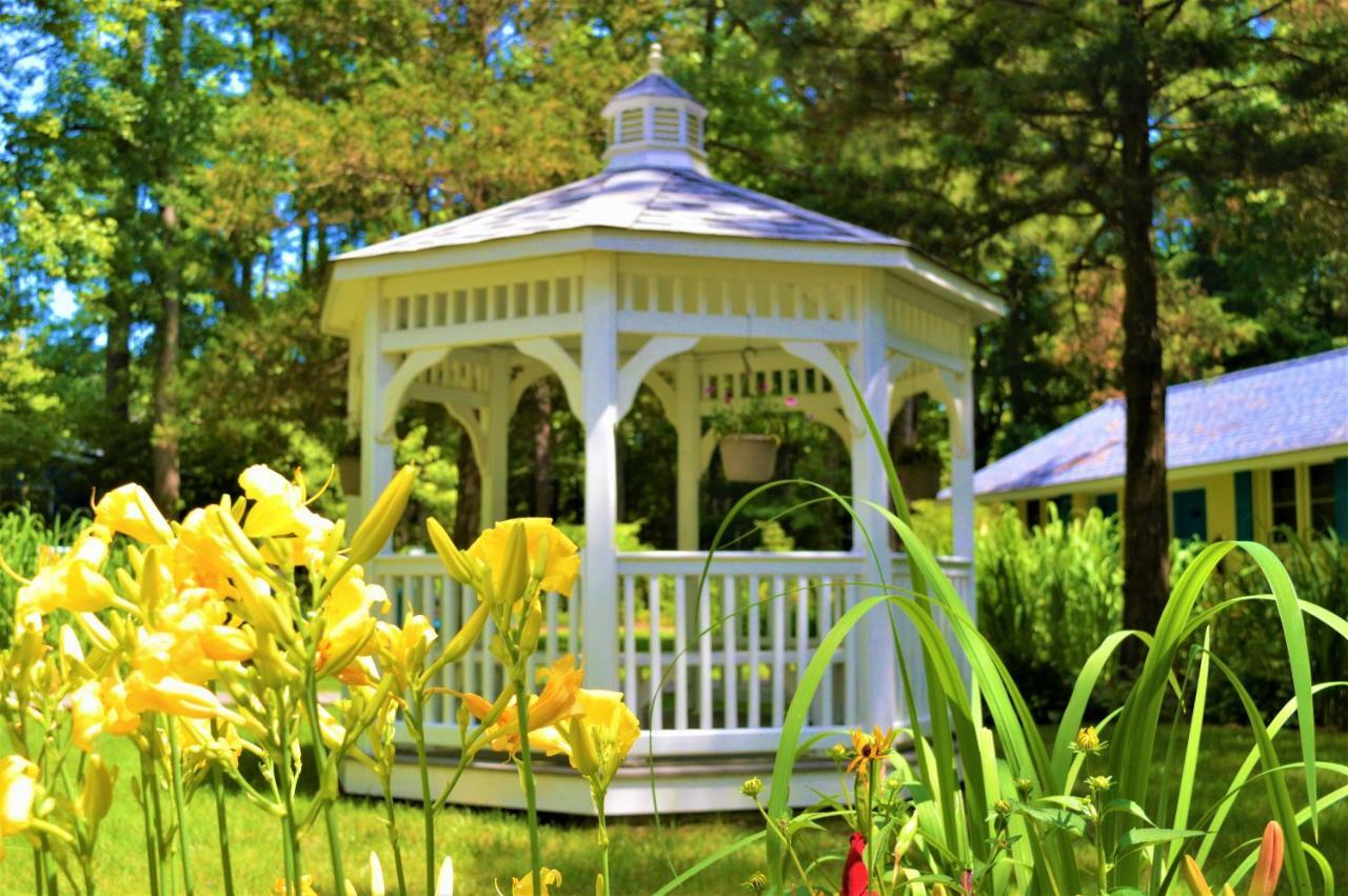 Meris Gardens B&B Bethany Beach Exterior photo
