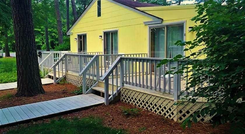 Meris Gardens B&B Bethany Beach Exterior photo